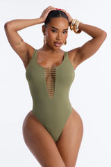 Shades On Sandy Toes Cut Out Scoop Neck 1 Piece Swimsuit - Olive