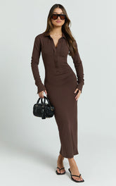 Rimona Midi Dress - Long Sleeve Gathered Waist Midi Shirt Dress in Brown